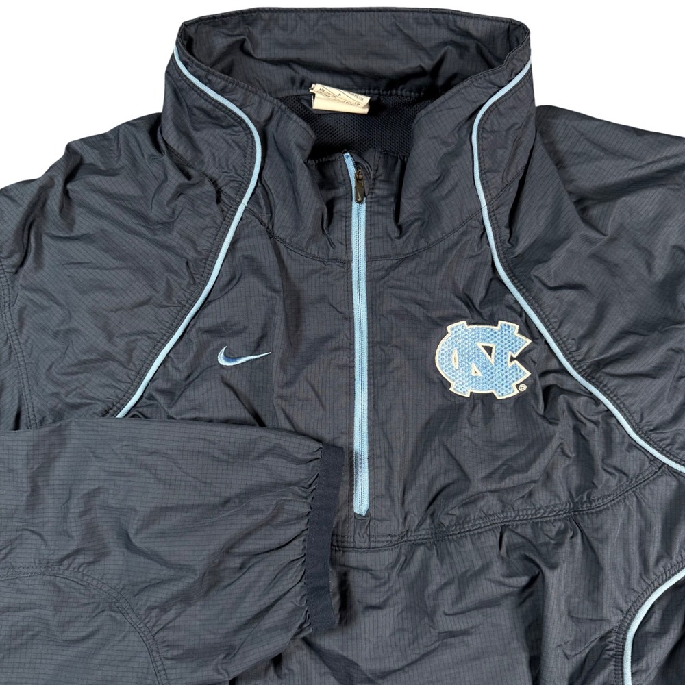 Nike UNC Tar Heels Storm-FIT Windbreaker Women Small Navy Blue Ripstop Jacket